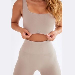 Set Active Sculptflex Leggings & Box Cut Bra in Stardust